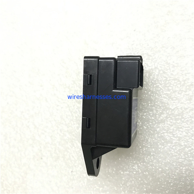 آلة زراعية V3800 V2003 Kubota Engine Relay 15694-65992