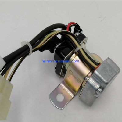 24V Safety Isuzu Fuse Relay Box 1825530391 مرحل بدء تشغيل السيارات