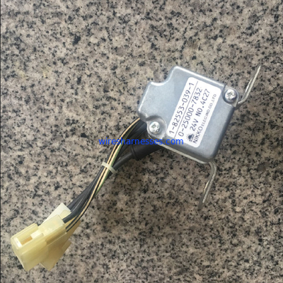 24V Safety Isuzu Fuse Relay Box 1825530391 مرحل بدء تشغيل السيارات