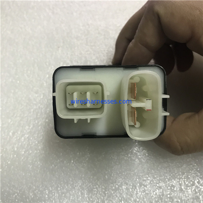 119953-77900 Yanmar Starter Fuse Relay Box للمحرك 4TNV98 4TNV94