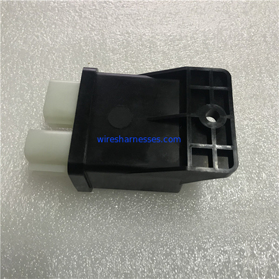 119953-77900 Yanmar Starter Fuse Relay Box للمحرك 4TNV98 4TNV94